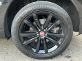 Jaguar F-Pace CHEQUERED FLAG AWD 18