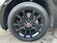 Jaguar F-Pace CHEQUERED FLAG AWD 19