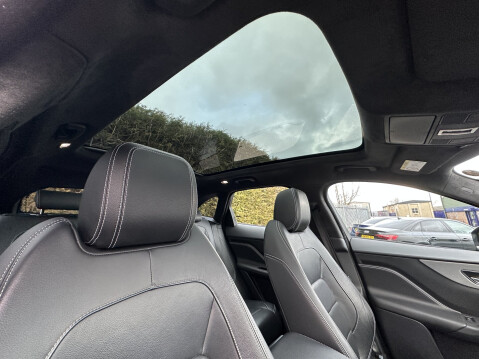 Jaguar F-Pace CHEQUERED FLAG AWD 41