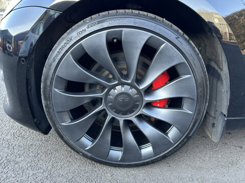 Tesla Model 3 PERFORMANCE AWD 14