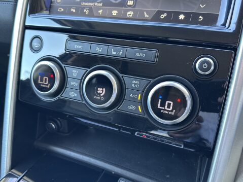 Land Rover Discovery SD4 COMMERCIAL HSE 38