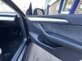 Tesla Model Y LONG RANGE 27