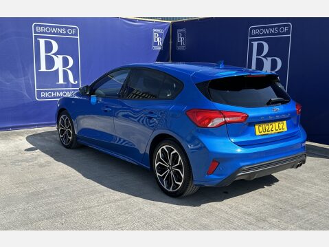 Ford Focus ST-LINE X TDCI 8