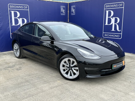 Tesla Model 3 LONG RANGE AWD