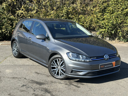 Volkswagen Golf SE NAVIGATION TSI EVO DSG