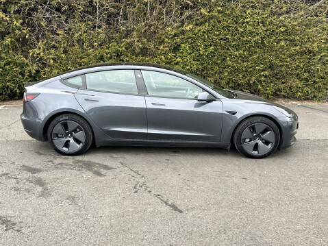 Tesla Model 3 LONG RANGE AWD 4