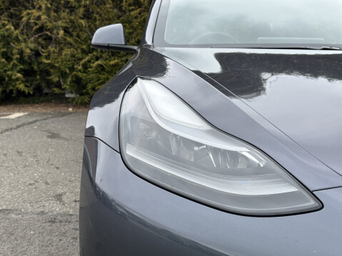 Tesla Model 3 LONG RANGE AWD 14