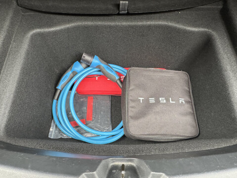 Tesla Model 3 LONG RANGE AWD 23