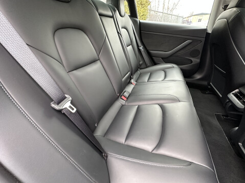 Tesla Model 3 LONG RANGE AWD 25