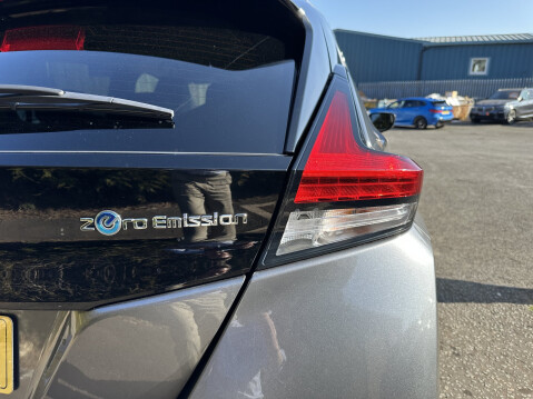 Nissan LEAF N-CONNECTA 18