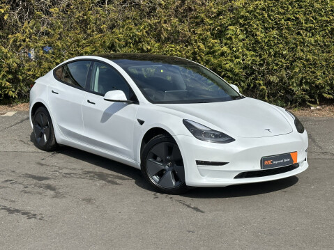 Tesla Model 3 LONG RANGE AWD 1