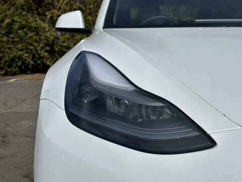 Tesla Model 3 LONG RANGE AWD 14