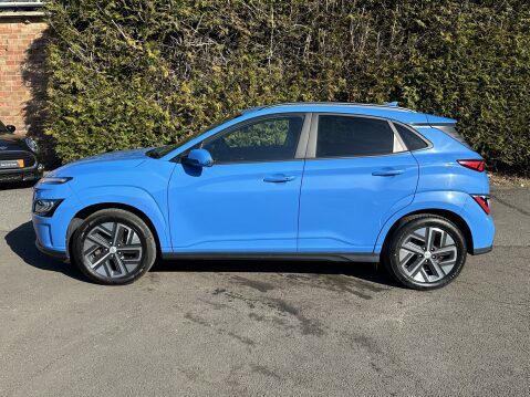 Hyundai KONA PREMIUM 10