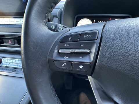 Hyundai KONA PREMIUM 29