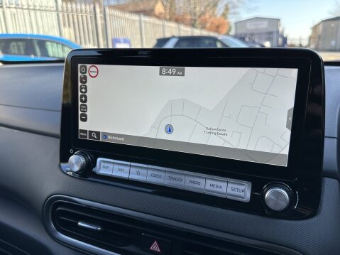 Hyundai KONA PREMIUM 34
