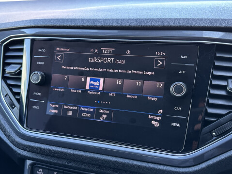 Volkswagen T-Roc R-LINE TSI EVO DSG 29