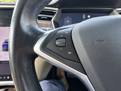 Tesla Model X 100D 29