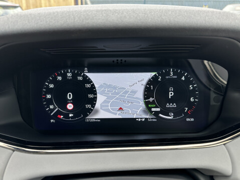 Land Rover Range Rover Evoque R-DYNAMIC SE 26