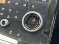 Land Rover Range Rover Evoque R-DYNAMIC SE 36