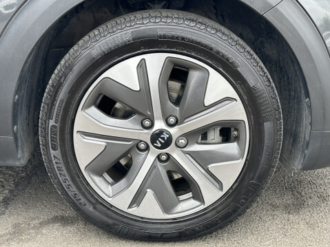 Kia Niro 4 PLUS 16