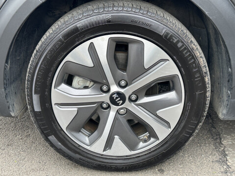 Kia Niro 4 PLUS 19