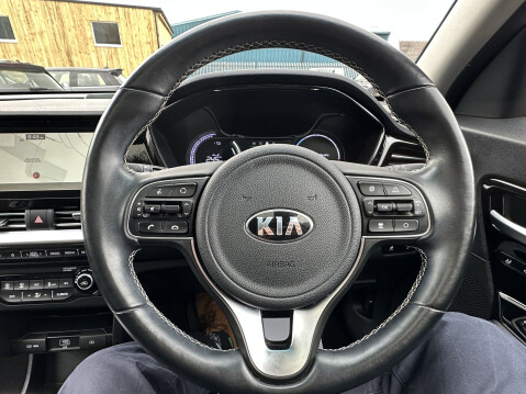 Kia Niro 4 PLUS 29