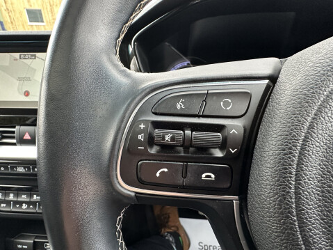 Kia Niro 4 PLUS 30