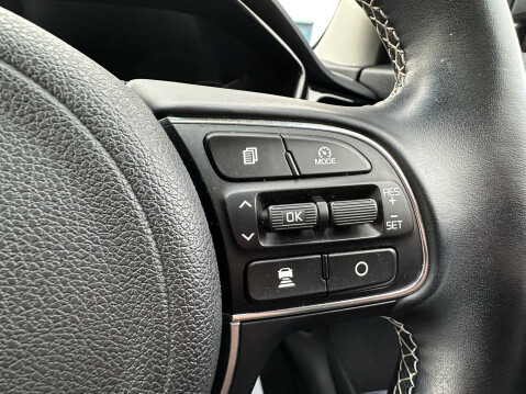 Kia Niro 4 PLUS 31