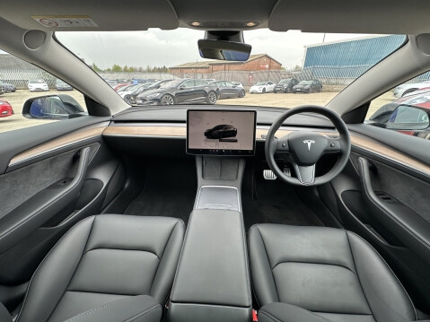 Tesla Model 3 PERFORMANCE AWD 26