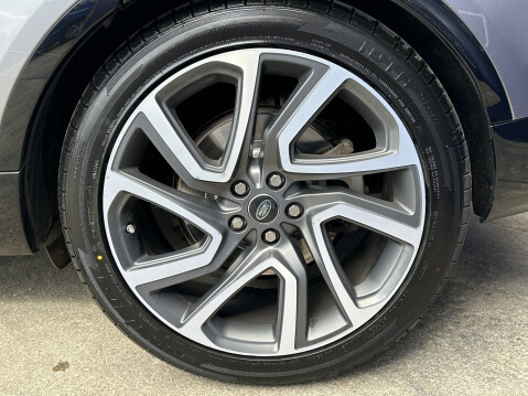 Land Rover Discovery SD6 HSE LUXURY 18