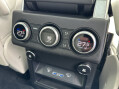 Land Rover Discovery SD6 HSE LUXURY 30