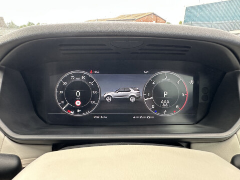 Land Rover Discovery SD6 HSE LUXURY 35