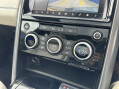 Land Rover Discovery SD6 HSE LUXURY 46