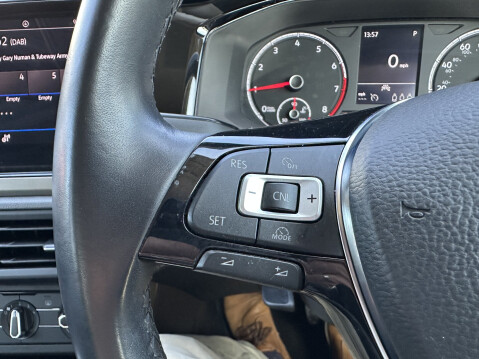Volkswagen Polo MATCH TSI DSG 27