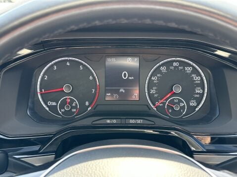 Volkswagen Polo MATCH TSI DSG 24