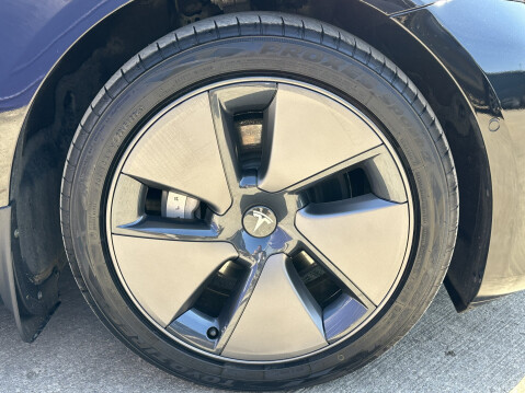 Tesla Model 3 LONG RANGE AWD 16