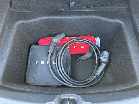Tesla Model 3 LONG RANGE AWD 23