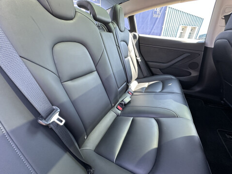 Tesla Model 3 LONG RANGE AWD 25