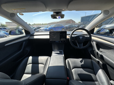 Tesla Model 3 LONG RANGE AWD 26