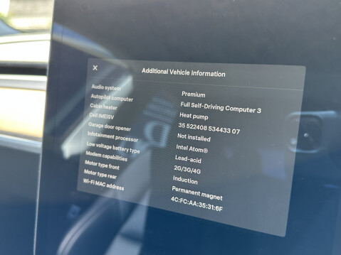 Tesla Model 3 LONG RANGE AWD 28