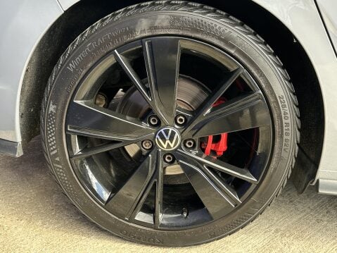 Volkswagen Golf GTD TDI DSG 17
