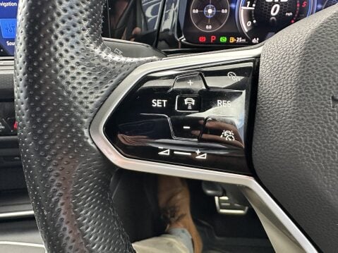 Volkswagen Golf GTD TDI DSG 26