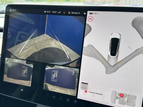 Tesla Model Y LONG RANGE 30