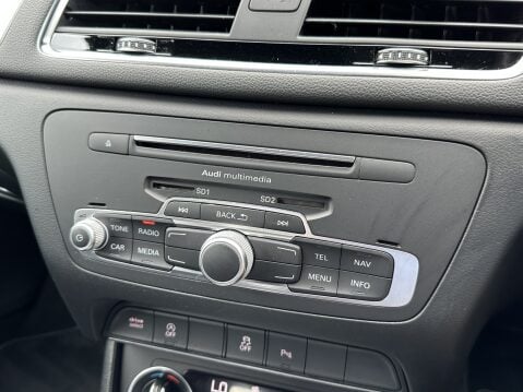 Audi Q3 TDI QUATTRO S LINE PLUS 32