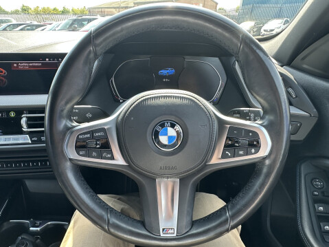 BMW 1 Series 118I M SPORT 27
