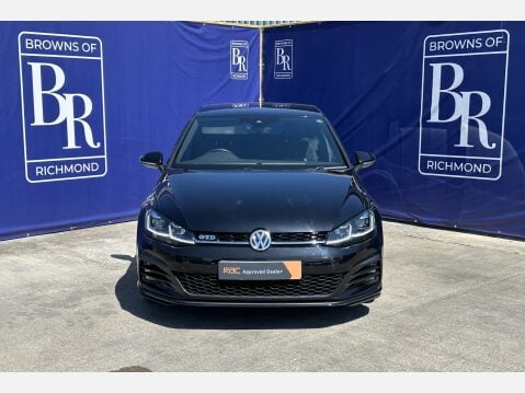 Volkswagen Golf GTD TDI DSG 13