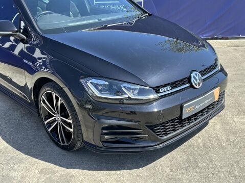 Volkswagen Golf GTD TDI DSG 15