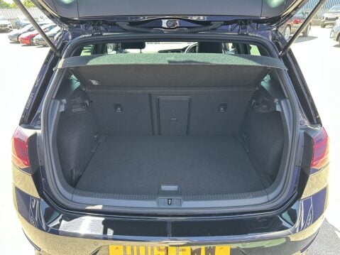 Volkswagen Golf GTD TDI DSG 21