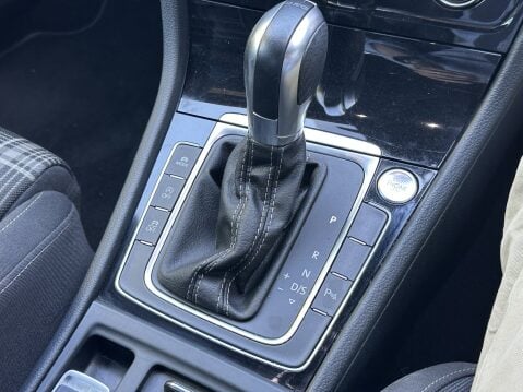 Volkswagen Golf GTD TDI DSG 38