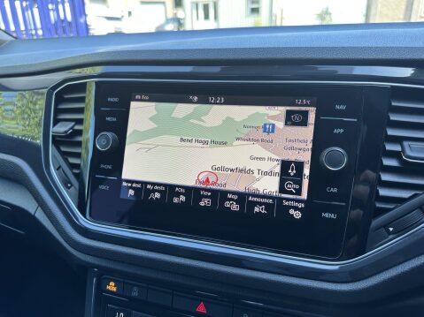 Volkswagen T-Roc R-LINE TSI EVO DSG 33